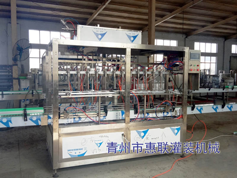 玻璃水灌裝機(jī)