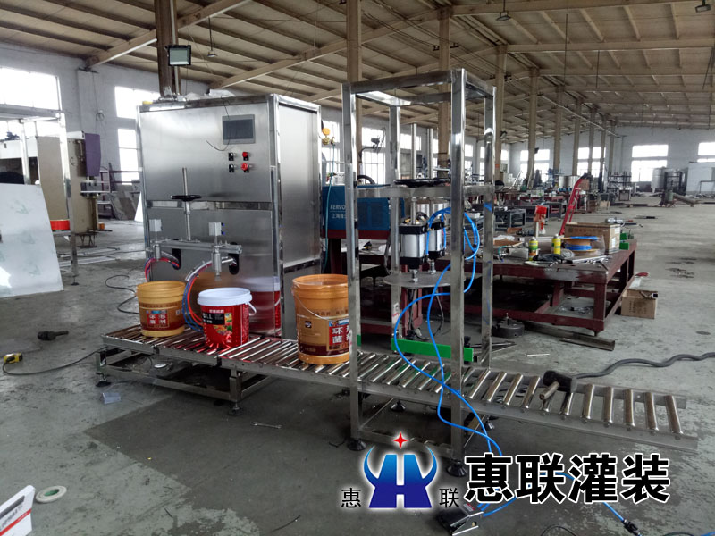 車(chē)用尿素灌裝機(jī)廠家